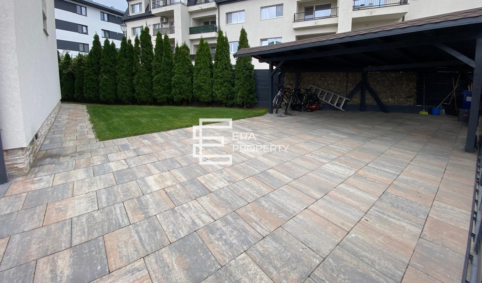 Casa tip duplex , pivnita, carport in Selimbar zona Brana - Poză 16