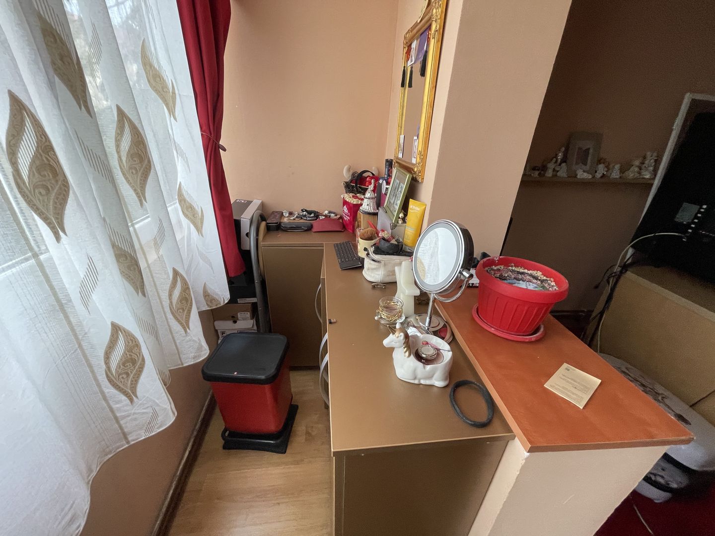 Apartament cu trei camere -zona Matei Basarab - Poză 14