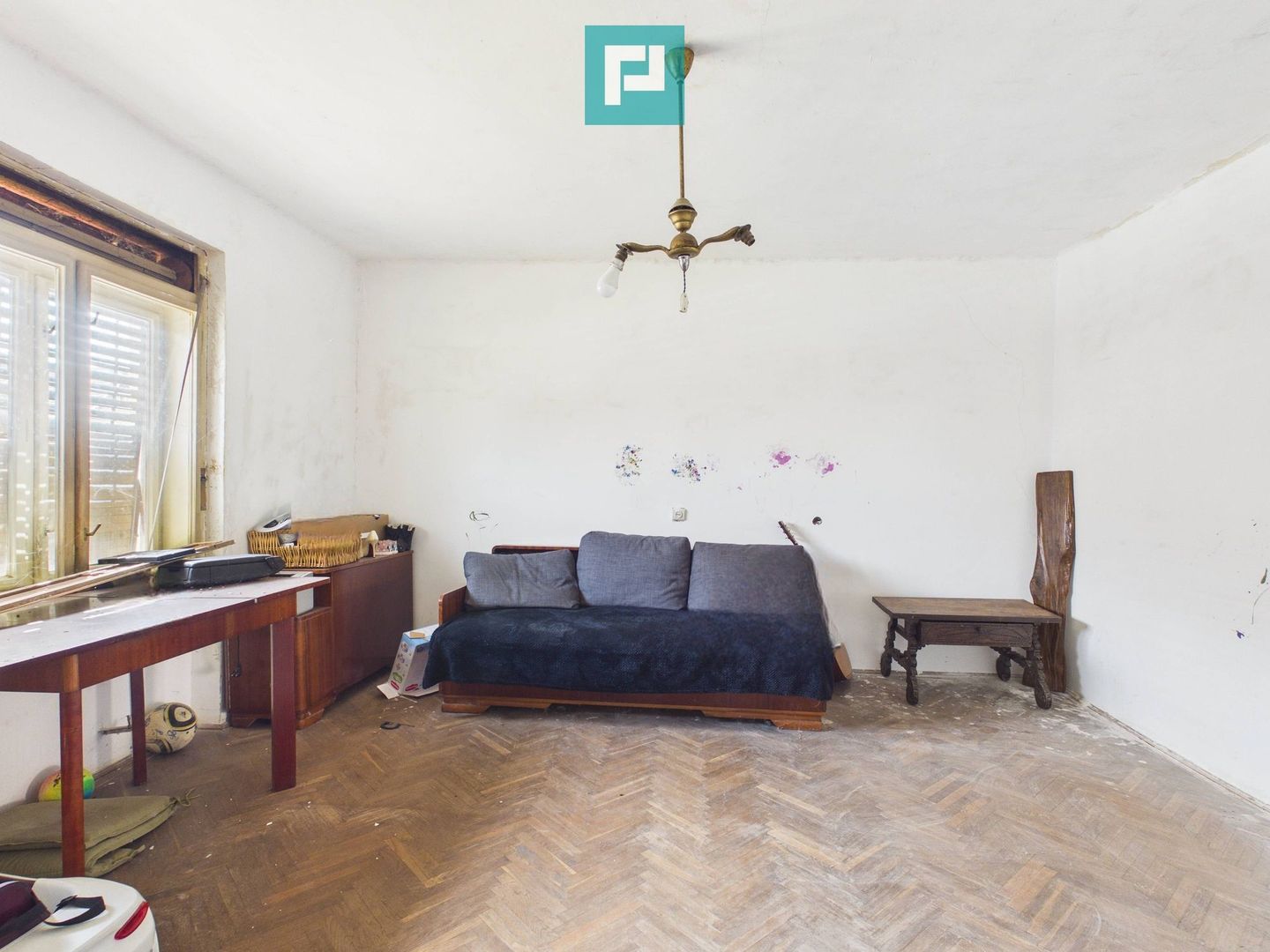 Casă cu teren de 1800 mp, în Buteni, Arad - Poză 9