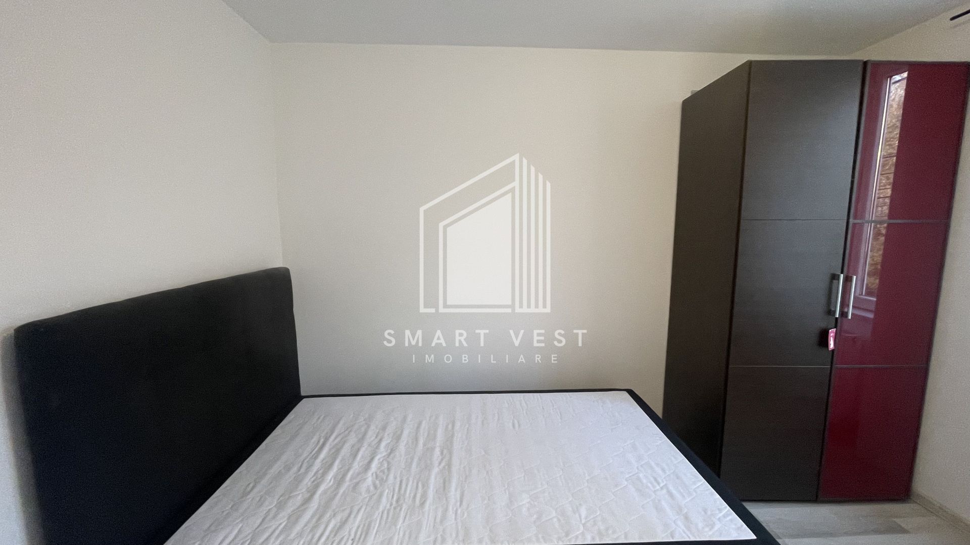 Inchiriere apartament 4 camere | Etaj 1 | Zona centrala - Poză 2