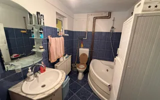 Vila S+P+1,+ garaj inchis + terasa si teren intravilan 6300 mp - Poză 15