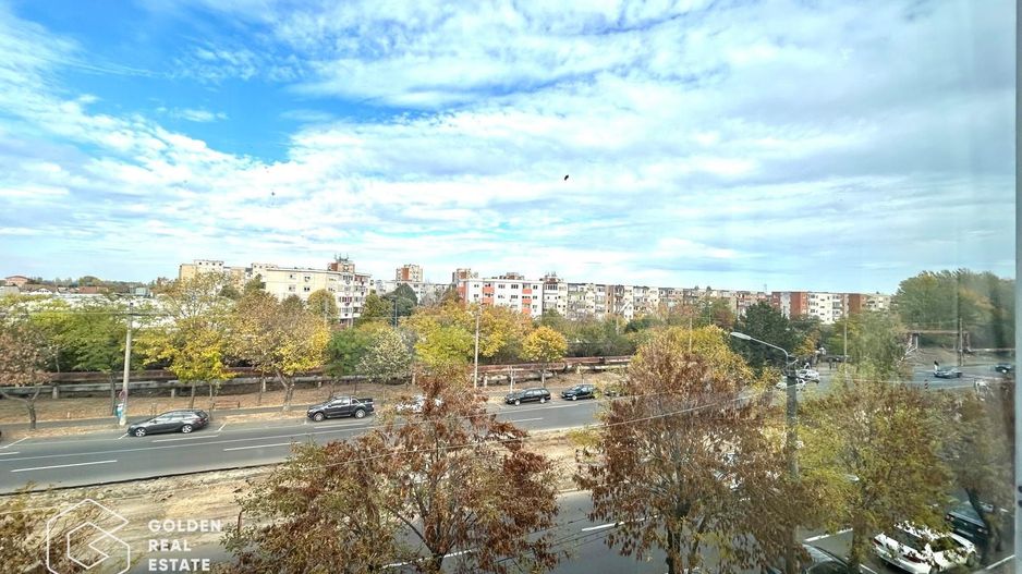 Apartament cu 3 camere, etaj 3, zona 300 Micalaca - Poză 15