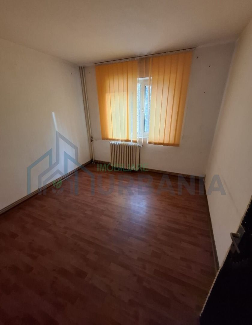 Apartament 3 camere Alexandru-Posta 80 000 euro - Poză 2