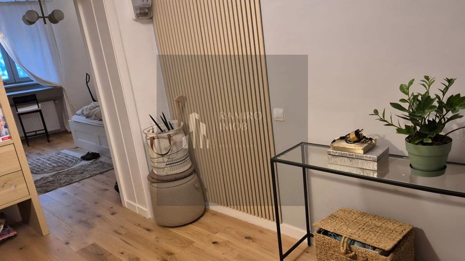Vanzare 2 camere |  Vila | Renovat | Centrala | P-ta  Victoriei - Poză 6