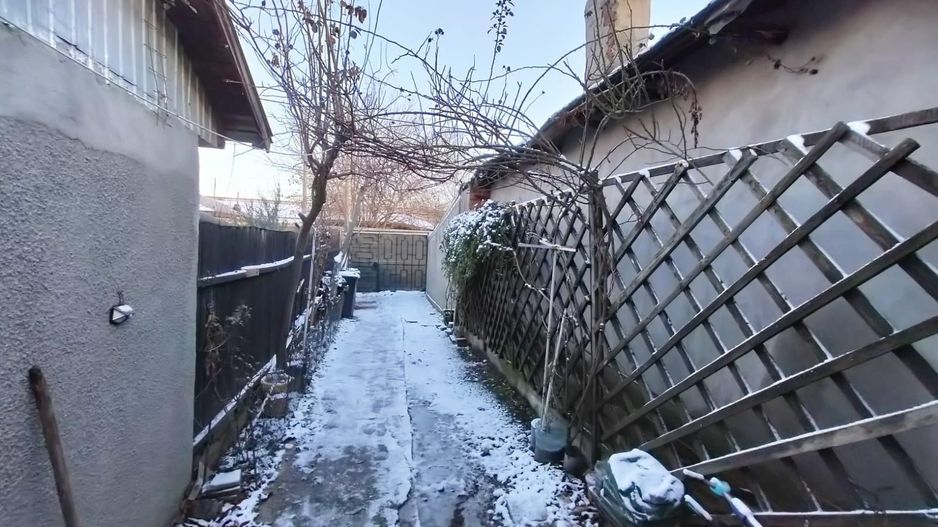 Casa în zona Republica - Poză 3