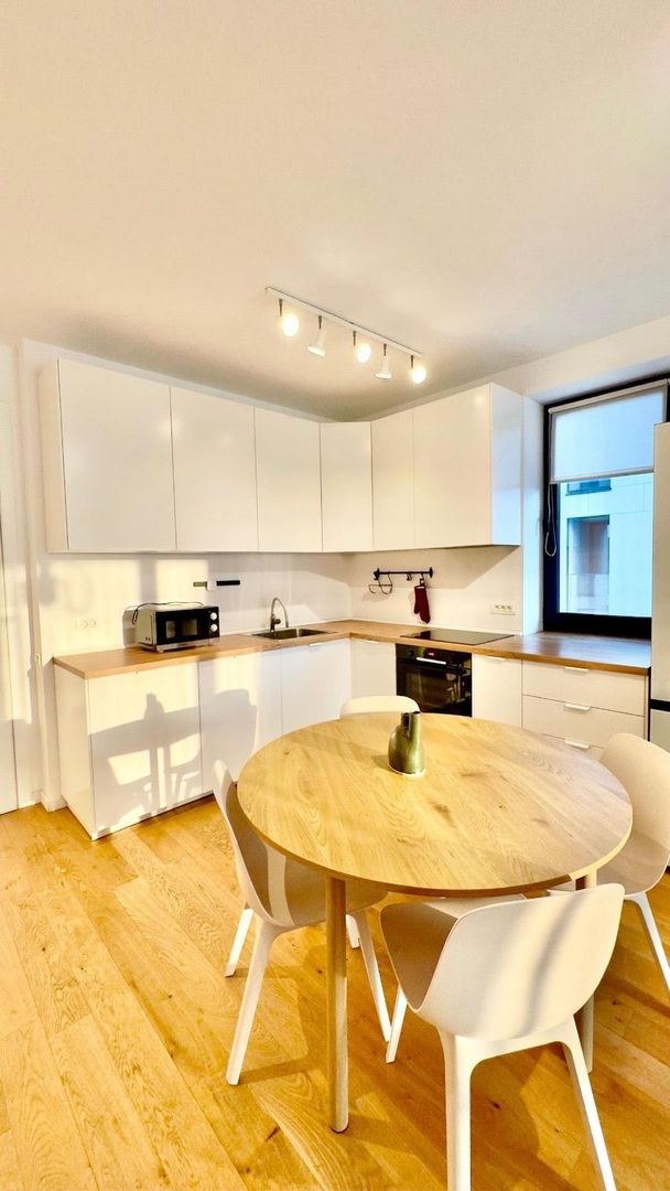 Apartament 3 camere de închiriat Win Herăstrău - Poză 5