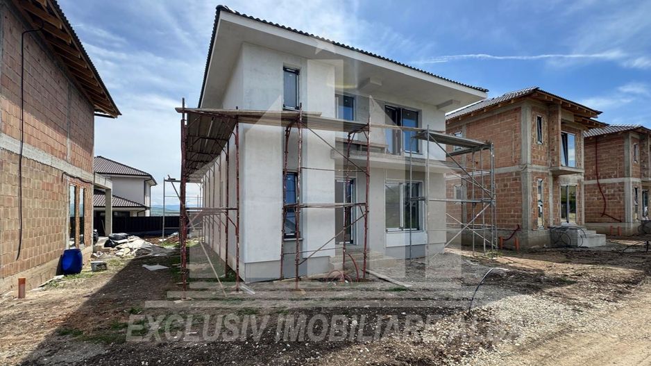 Casa individuala | P + 1 | 125 mp utili | 250 mp teren | Cetate - Poză 1