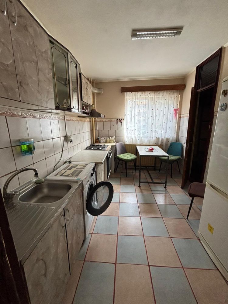 Apartament zona Bd. Chisinau - DIham - Poză 2