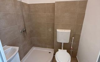 Clădire birouri/ cazare I 8 camere I 7 băi I Renovat I Mârșa - Poză 3