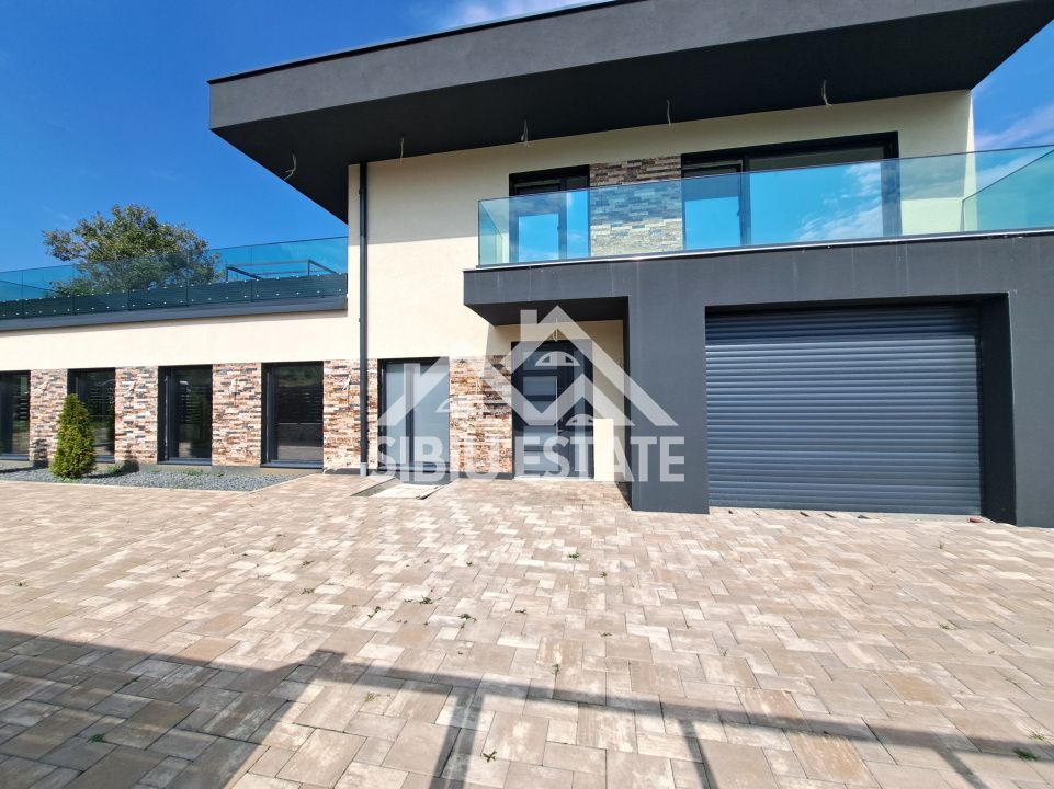 Casa Sibiu Cisnadioara, garaj, piscina, terase panoramice - Poză 37