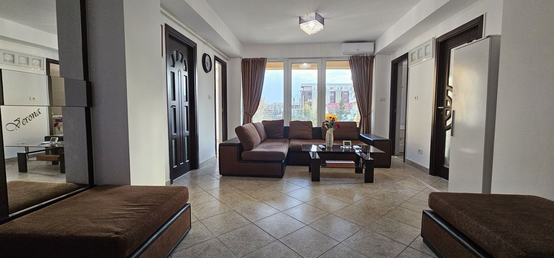 Apartament 3 camere Mamaia Nord – renovat complet, 3 balcoane, parcare - Poză 8