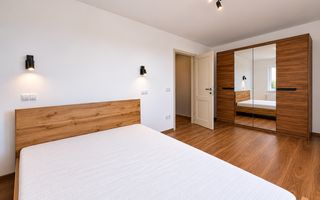 Casa tip duplex cu 4 camere de inchiriat in zona Europa - Poză 13