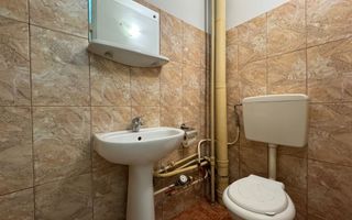 Apartament cu 3 camere decomandate de inchiriat, Cetate - Poză 4