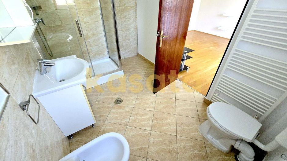 Vila individuala | 7 CAMERE | curte si garaj | PISCINA | IANCU NICOLAE - Poză 14