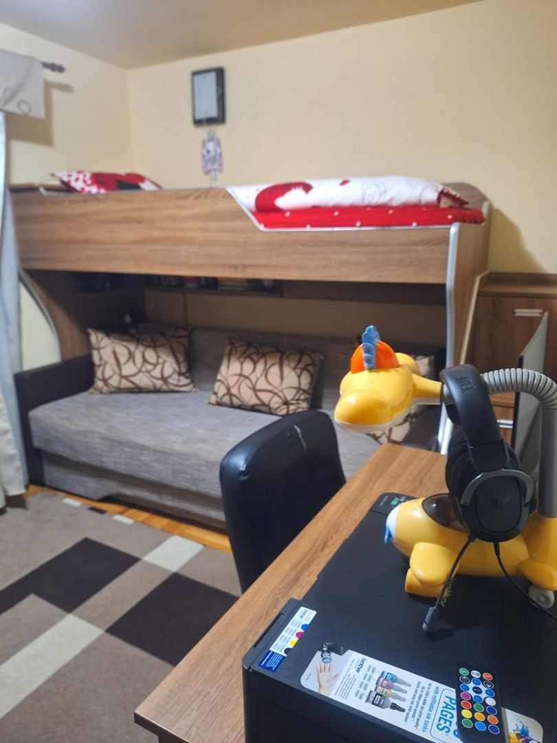 ageuropa.ro vinde apt. 2 cam. 56mp etaj 4 în Micro 16. - Poză 6