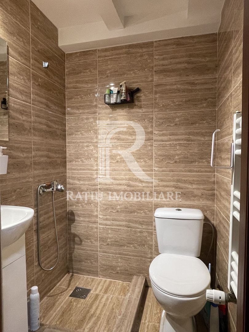 Apartament cu 1 camera | Mansarda | Central | Oradea - Poză 6