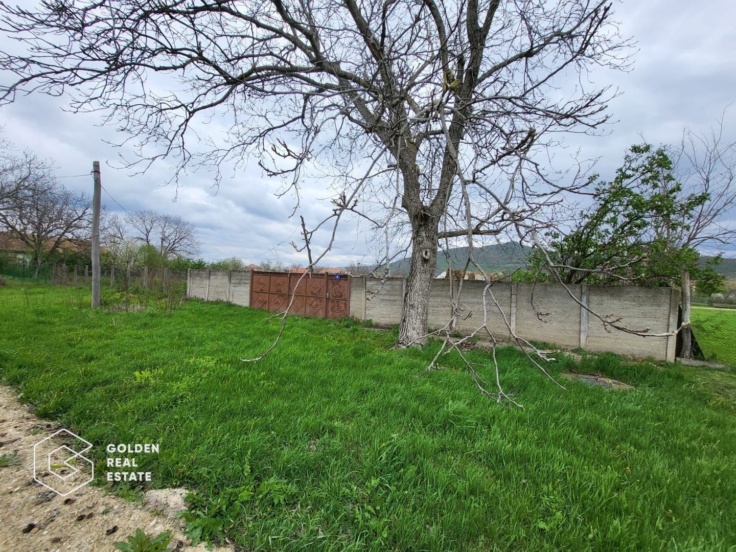 Teren intravilan, comuna Siria - Poză 6