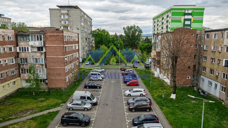 Apartament 2 camere semidec. et. 4 | Traian Vuia | 40 mp |  Neg. - Poză 8