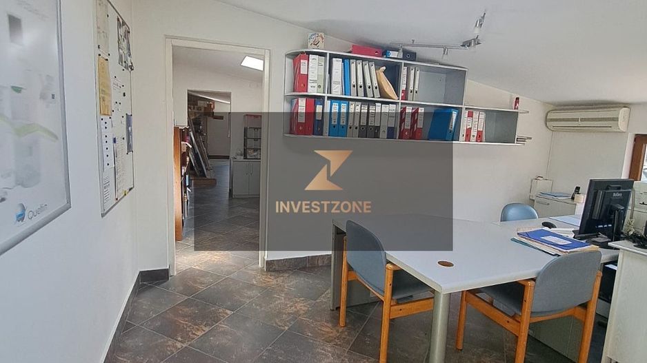 Proprietate 450 mp pe Calea Clujului cu teren de 787mp in Oradea - Poză 11