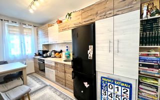 Apartament trei camere / Parcare / Zona Eroilor - Poză 1