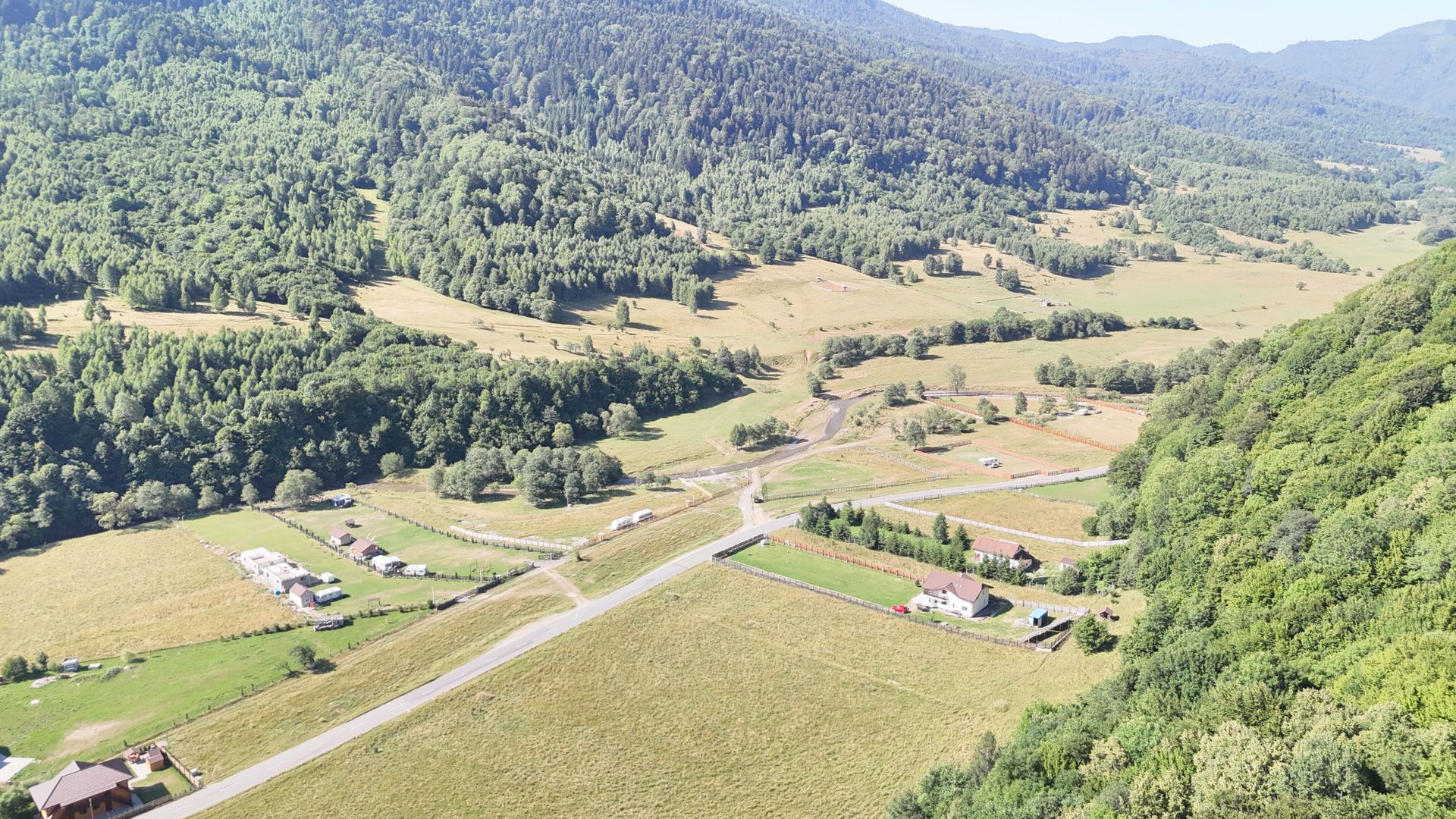 Teren intravilan - 1117 mp în Plaiul Foii - Poză 4