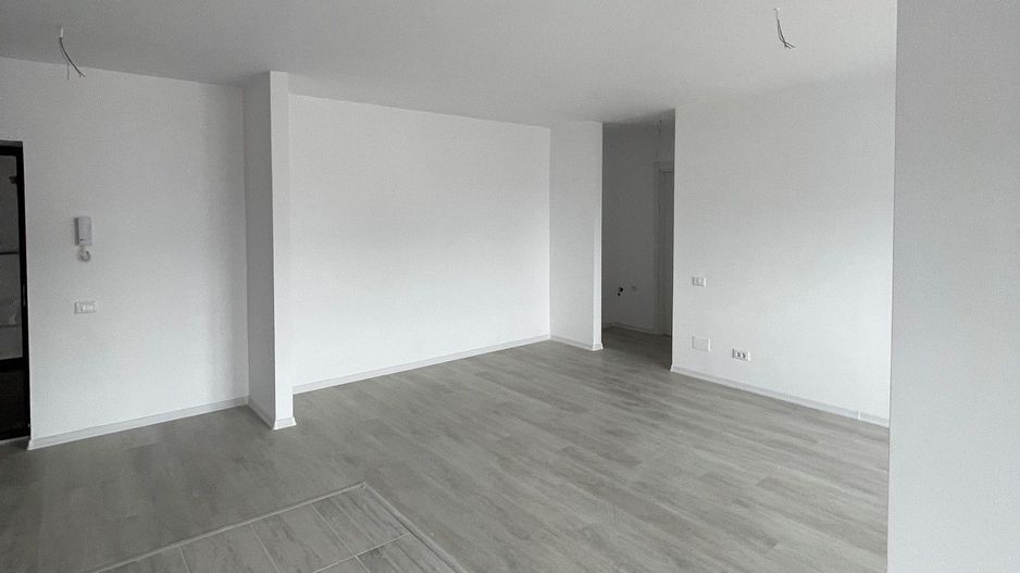 Apartament NOU 3 camere - Loc de parcare si boxa inclusa in pret - Poză 3
