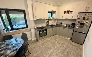Apartament decomandat deosebit 3 camere 2 bai bloc 2020 cu parcare - Poză 4