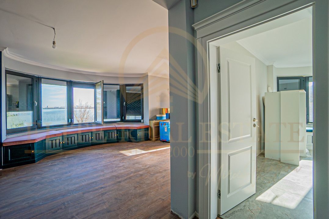 Năvodari - Casă exclusivistă cu ponton privat – Primul rând la lac - Poză 6