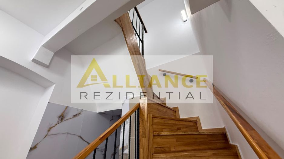 Apartament 2 camere tip duplex { Centrul Istoric -Piata Unirii } - Poză 8