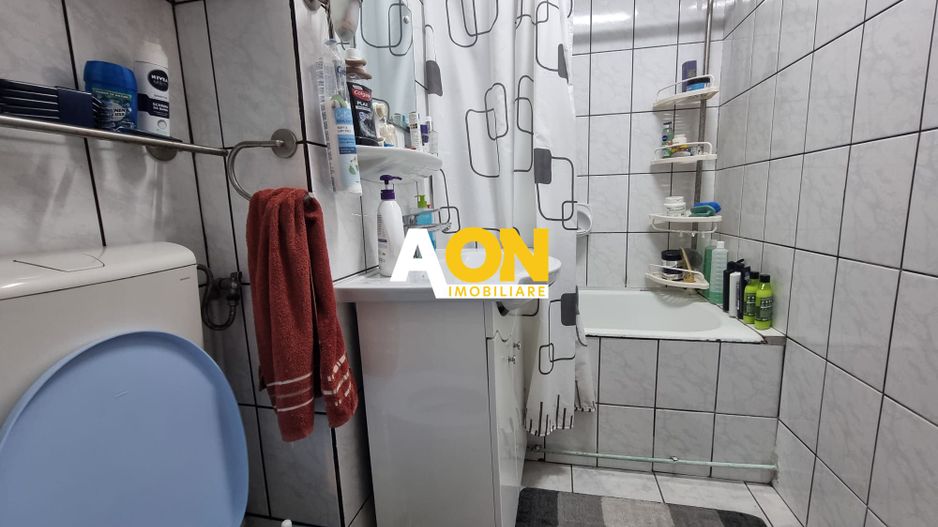 Apartament 2 camere, semidecomandat, parter inalt, Cetate - Poză 8