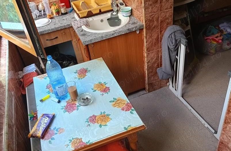 Apartament 3 camere Soarelui etaj 2 - Poză 3