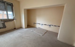 De vanzare Apartament 1 Camera Zona Buna/Baie/Bucatarie Renovate - Poză 6