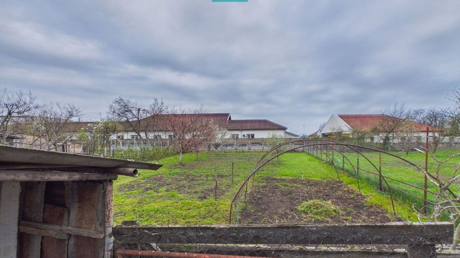 Casă 2 corpuri și 5 camere ultracentral în Curtici - Poză 17