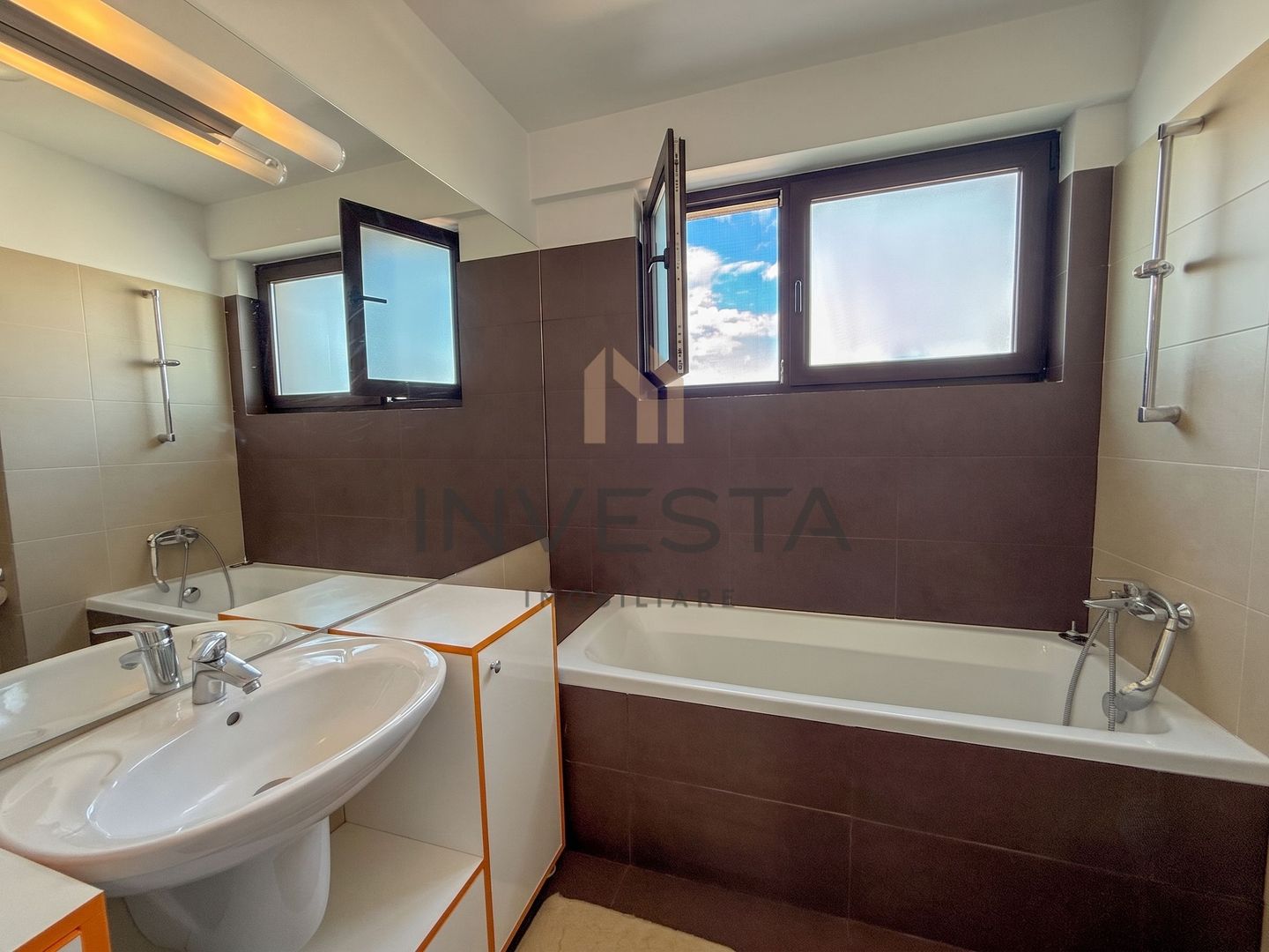 Apartament cu 4 camere, etaj intermediar, 85 mp + terasa de 30 mp! - Poză 9
