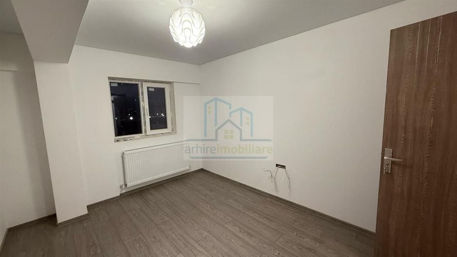 Apartament 2 camere decomandat Theodor Pallady  loc de parcare subteran inclus in pret - Poză 2
