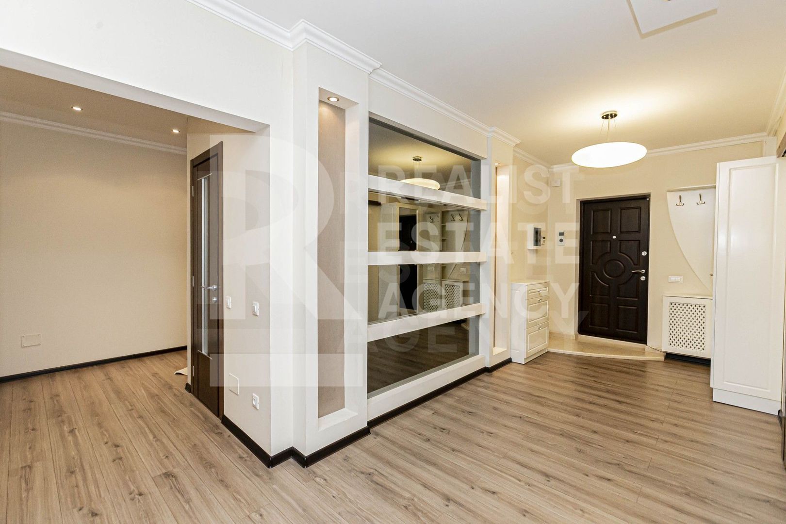 Chirie, apartament, 3 camere, strada Mitropolit Petru Movilă, Centru - Poză 16