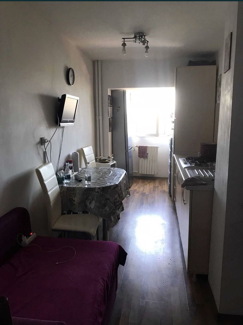 Apartament de vanzare 2 camere zona Abator - Poză 3