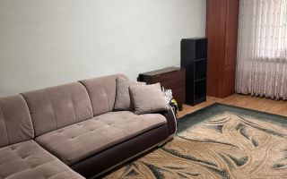 Dau in chirie apartament 2 camere - Poză 8