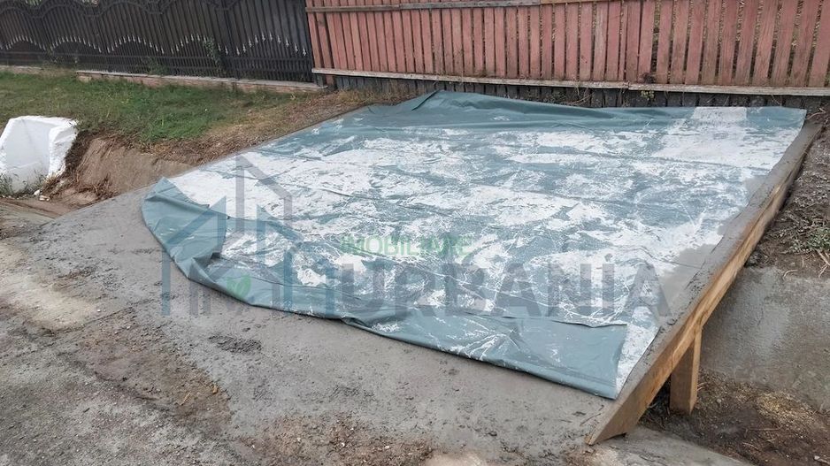 Teren intravilan central de vânzare în Roscani, Iași - 670 mp, ideal pentru casă la țară - Poză 3