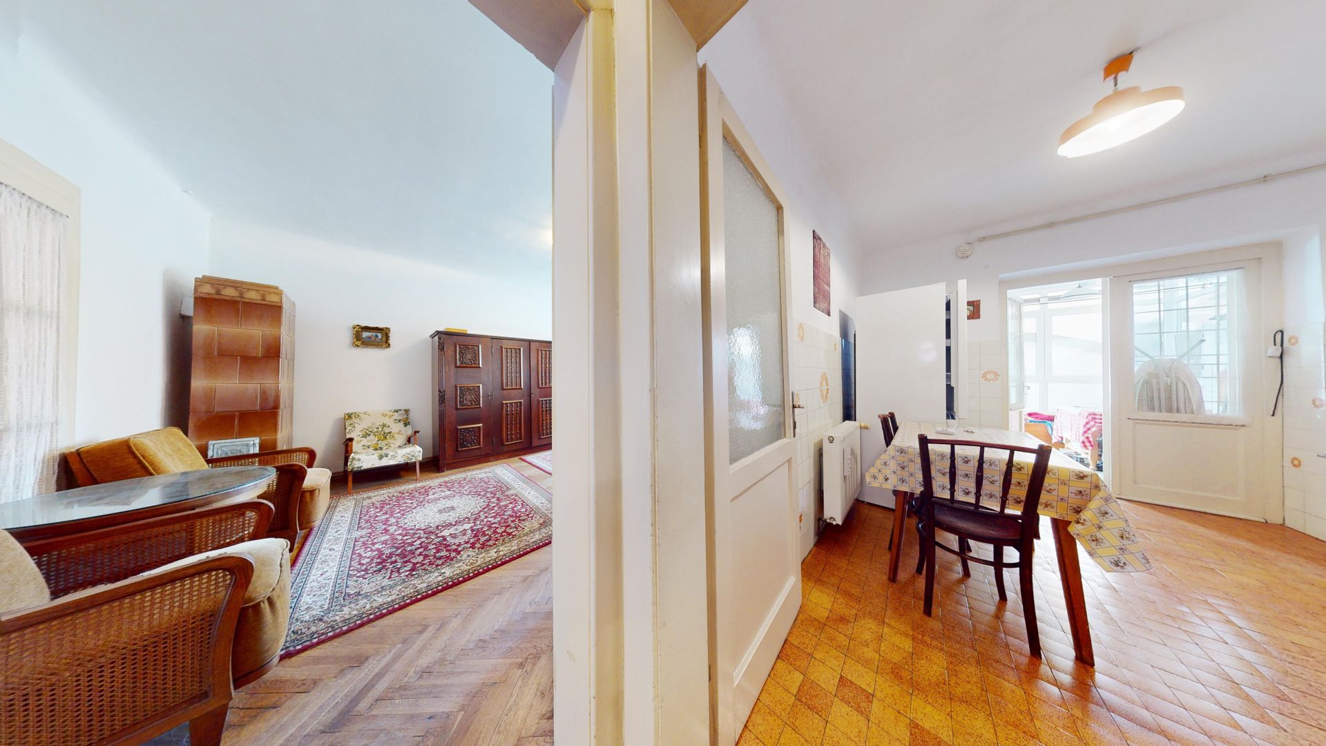 Apartament in casa si garaj in zona spitalul militar-Brasov - Poză 19