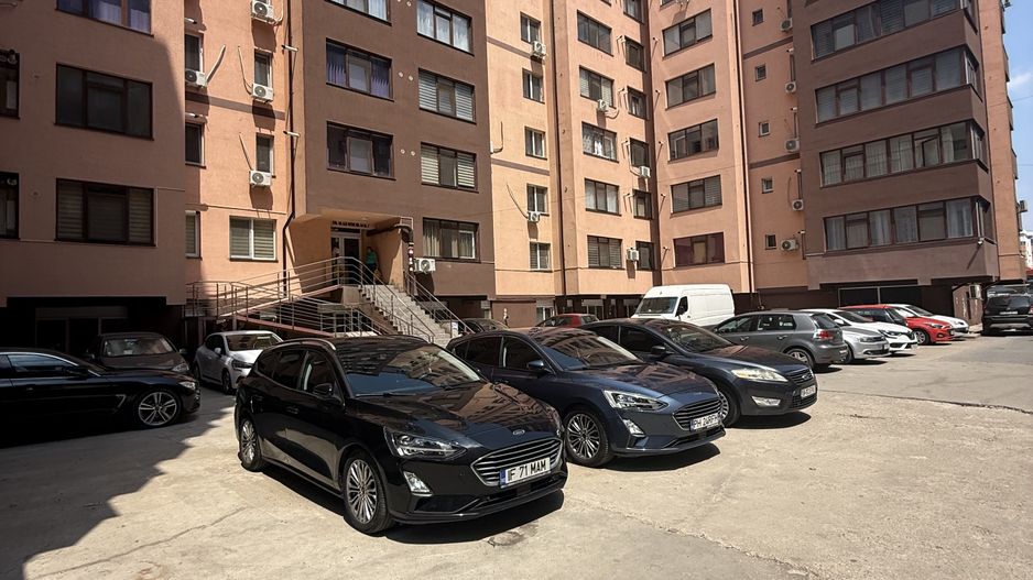 Garsonieră dublă 39mp- living + dormitor + balcon mare - Etaj 1 - Poză 9