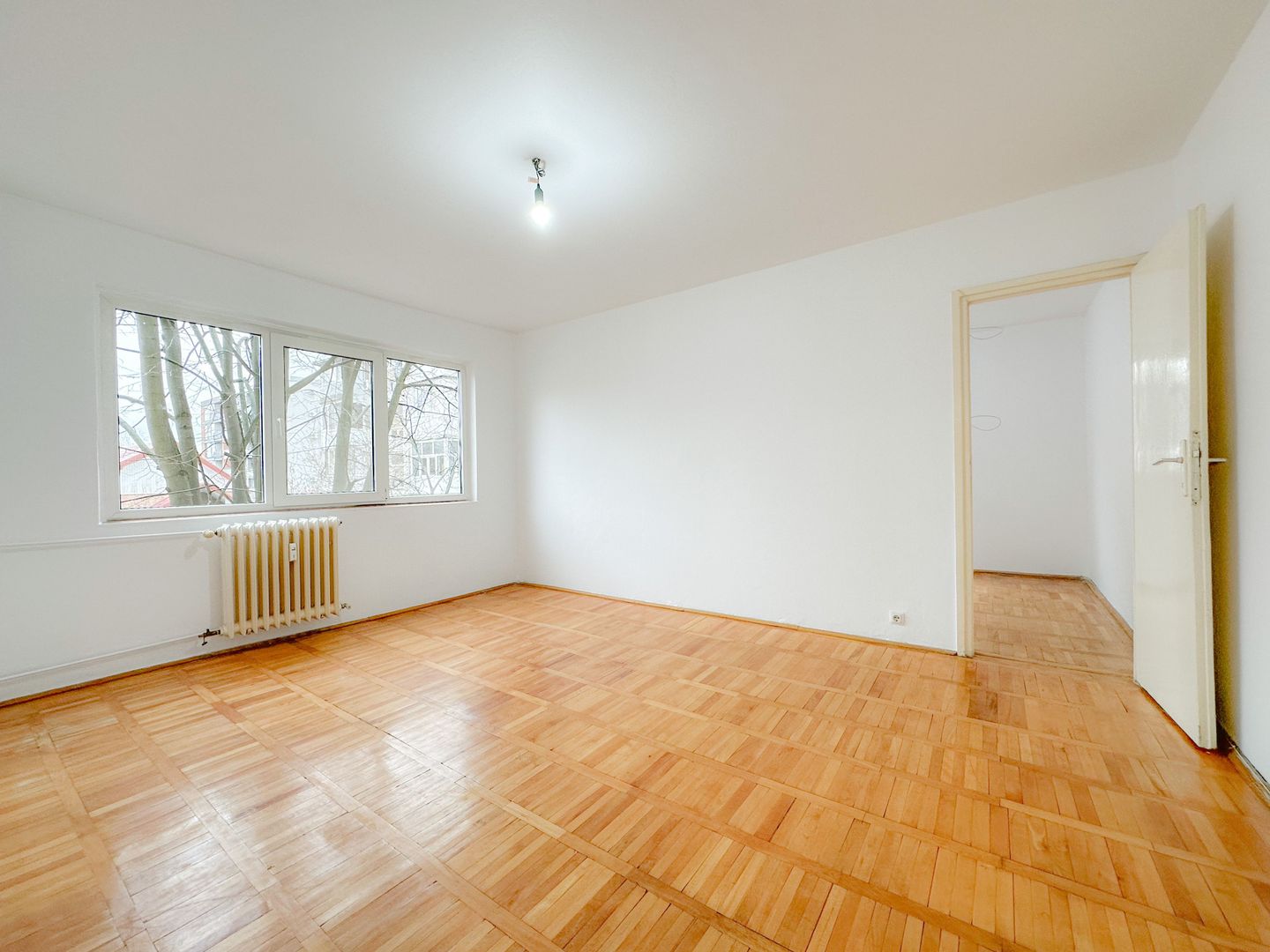 REZERVAT - Direct Proprietar | Apartament 2 camere - 42.8 mp | P-ta Doina | 0% - Poză 1