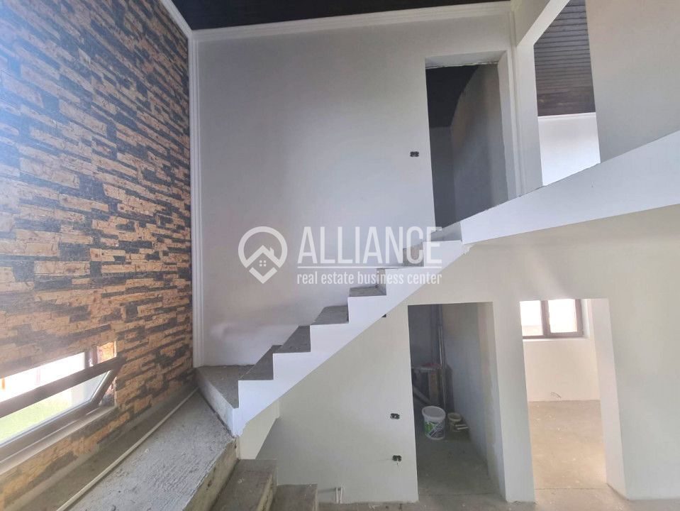 VALU LUI TRAIAN ( COD 02) -  Casa Superba 4 Camere aproape de conac - Poză 10