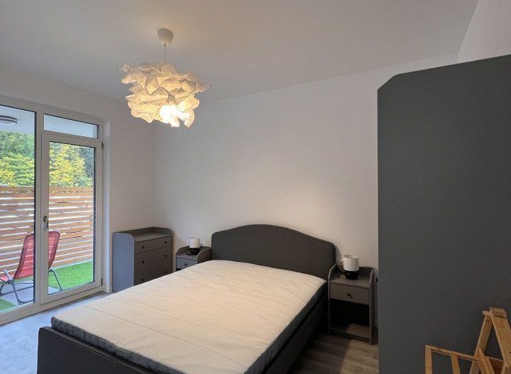 Apartament cu 2 camere si curte proprie 60mp - Poză 4