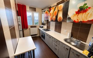 🏡 Apartament cu 3 camere de închiriat – Micro 20, 450 €/lună - Poză 8
