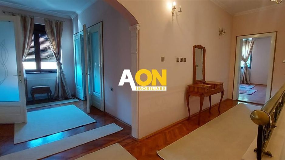 1/2 duplex  5 camere 232 mp teren cu garaj si curte ultracentral - Poză 18