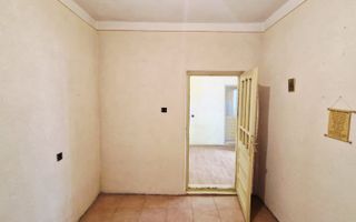 Casa Bradesti  teren  intravilan 7952 mp  deschidere 33 m la DE 70 - Poză 10