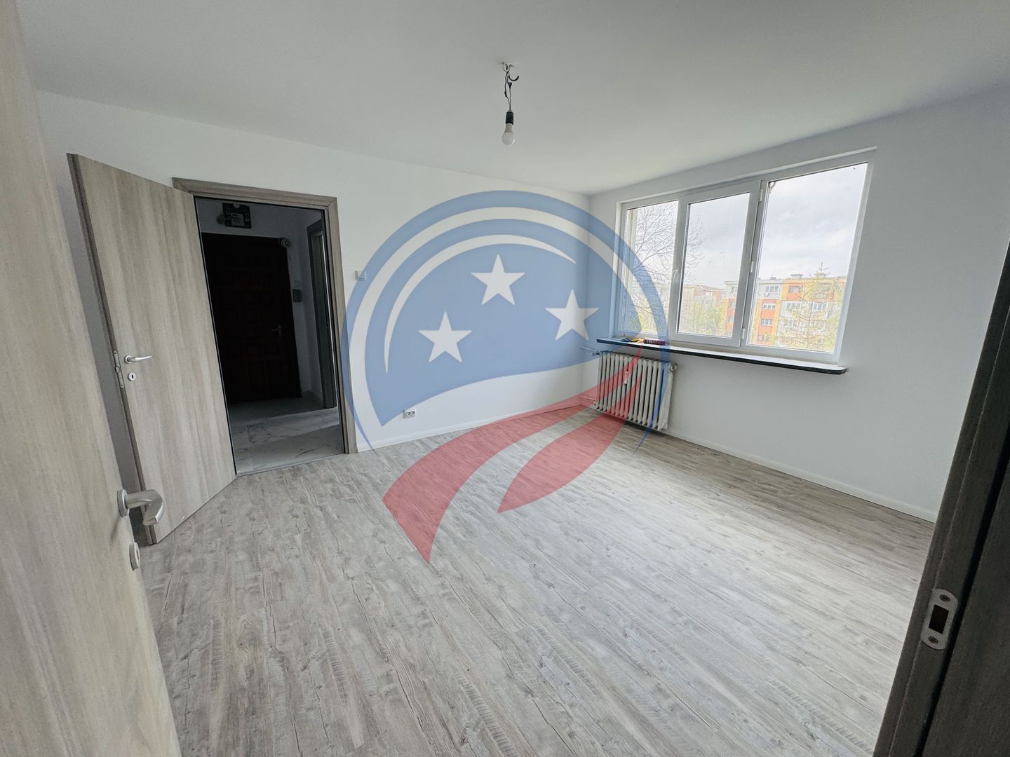 Apartament cu doua camere, de INCHIRIAT- Zona Gara - Poză 1