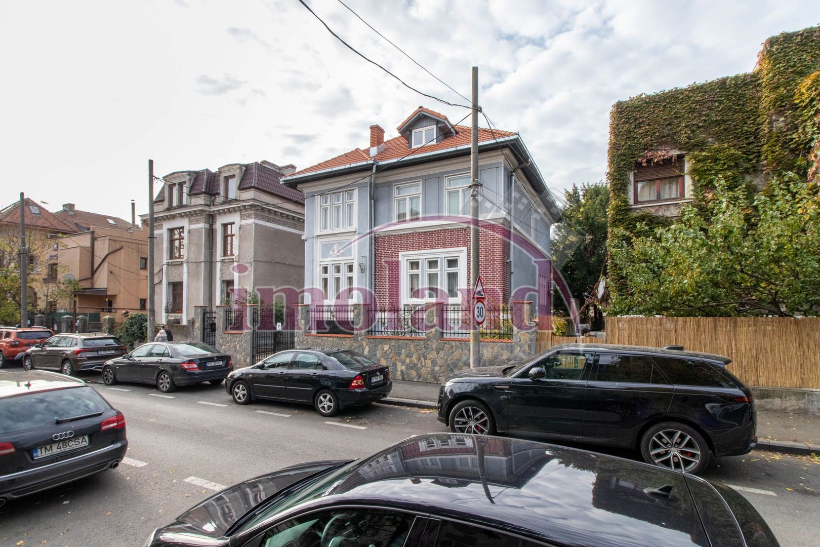 Inchiriere - Rezidenta/Birouri - Vila cu curte - Aviatorilor - Poză 39