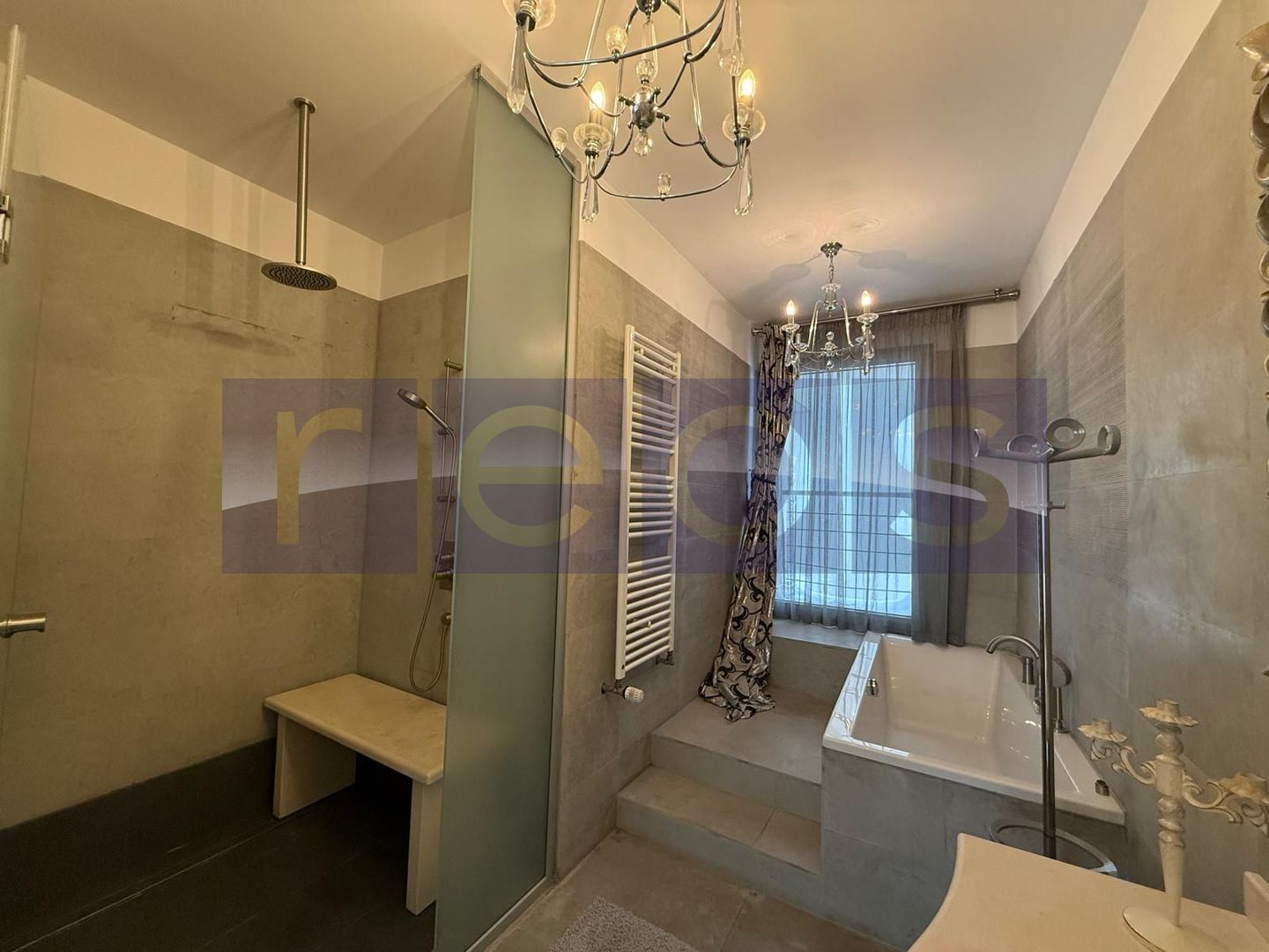 VANZARE PENTHOUSE DEOSEBIT 181MP | TERASA 280MP | MOBILAT - UTILAT LUX - Poză 16